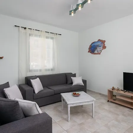 Zanart Maisonette Ii Feriehus Trypití
