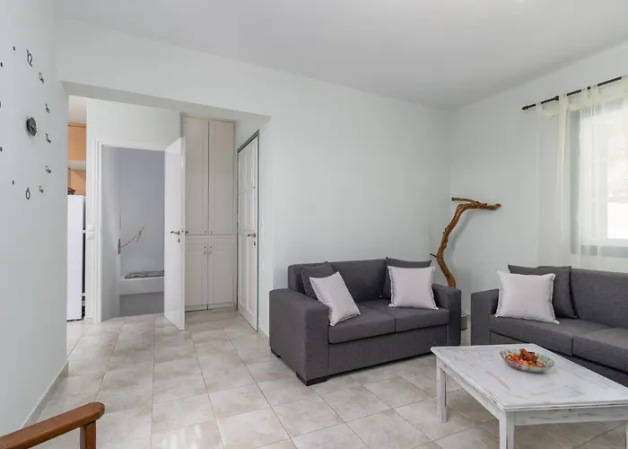 Semesterbostad Zanart Maisonette Ii *